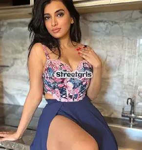 Varanasi Escort Companionship Hire for Sex - Jeevika